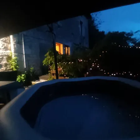 Feriehus Avec Jacuzzi, Animaux De Compagnie Acceptes